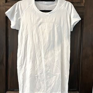 *LULULEMON* Swiftly Short Sleeve